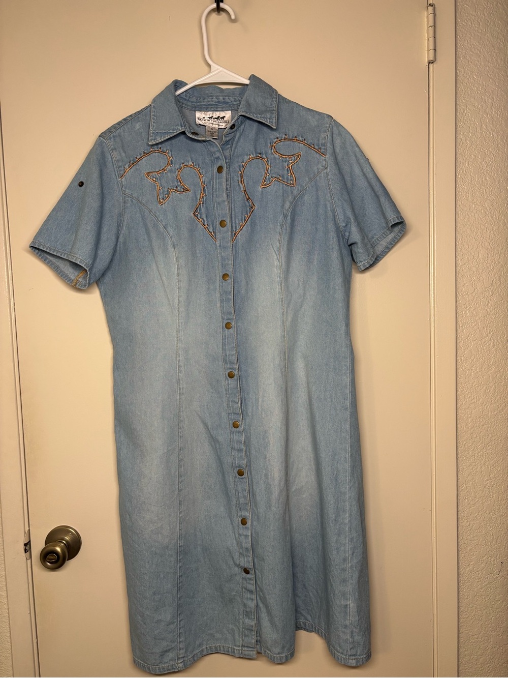 Back In The Saddle Western Denim Dress Snap Front Embroidered Yoke Small